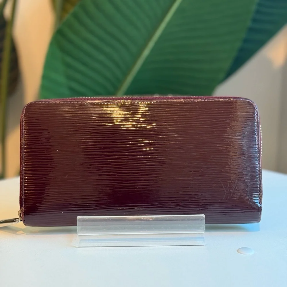 Louis Vuitton ‘Electric Epi in Burgundy’